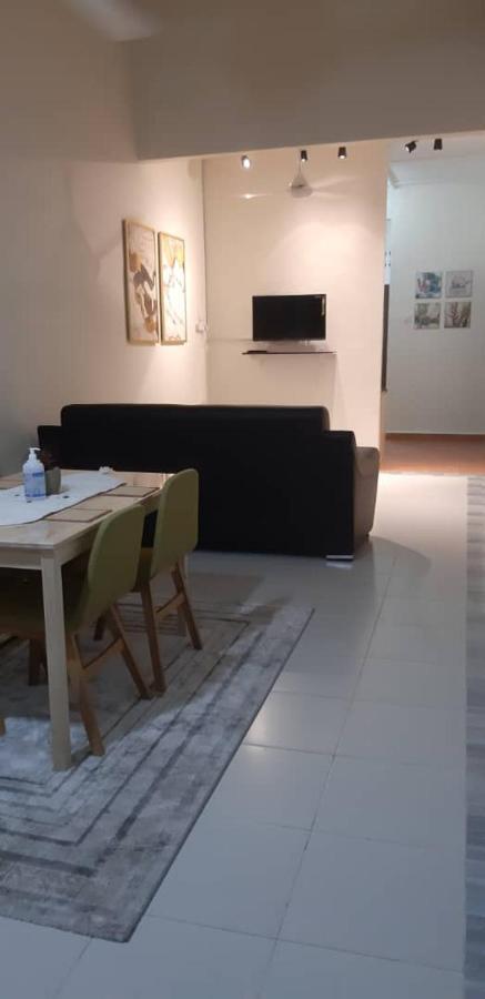 Ain's Muslim Friendly Homestay Kuala Kubu Bharu